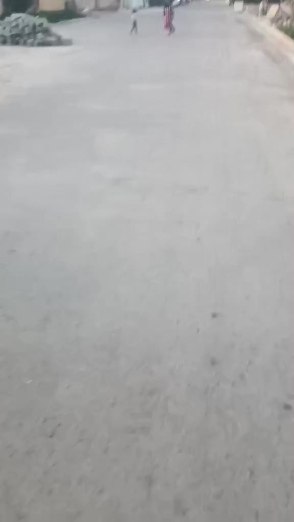 سلام عليكم مشتملات 3 واحد بصف ثاني لزك ركن صايرات على شارع 40 حي الشهداء مقابيلهن محرم
مدفوعات مي ومجاري وتبليط وكهرباء اخوان يباعن حسب الرغبه تريد واحد او ثنين او كلهن ماكو مشكله يرهمن سكن او تجاريات او يتأجرن نواقصهن ترتيبات بسيطه بناء بلوك 2021 مبنيات سعرهن كلهن 105 بيهن مجال 
م


**إذا كنت صاحب هذا الإعلان وتريد حذفه لأي سبب، رجاءا أرسل رسالة إلى الدعم الفني**