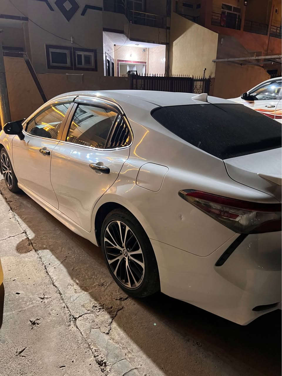 كامري 2019SEكلين ضرار جملغ خلفي بغ سعر ١٨٢هاتف *********** أربيل, العراق
