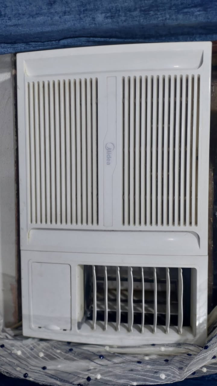 مكيف للبيع الستفسار على رقم +964 770 551 3399
