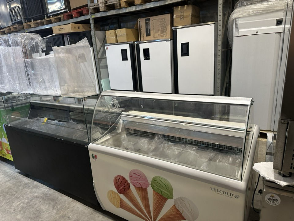 كل رمضان و انت طيب يا حبيب 🌙
دائمآ احدث الموديلات ايطالية 🇮🇹
📍العنوان : مقابل تيرمينال سليمانية 
للاستفسار يسعدنا تواصلكم معنا على  بيس الأرقام التالية
*********** 
WhatsApp: 00393899265052
