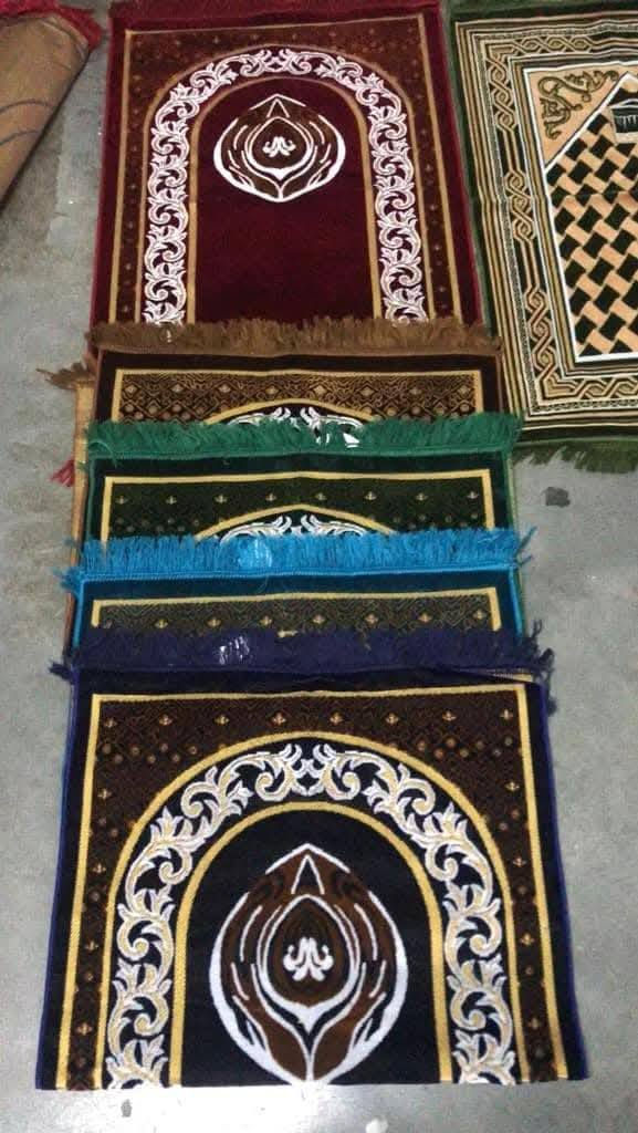 وجه مخده قديفه جاهزه للتصدير 
وسجاد صلاه جاهزه للتصدير 
بأسعار جيده جدا


**إذا كنت صاحب هذا الإعلان وتريد حذفه لأي سبب، رجاءا أرسل رسالة إلى الدعم الفني**