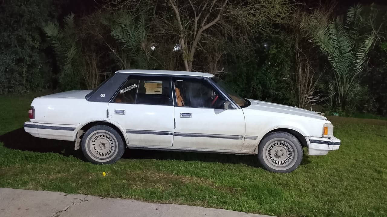 سوبر 85 
رقم انكليزي بأسمي 
كير  و محرك سوبر
محرك بي صرف 
الداخل نظافة وسط
تايرات وسط‏
رقم صاحب السيارة 
السعر 33 بيها مجال 
عنوان الشركاط /سديره
‪***********‬‏
