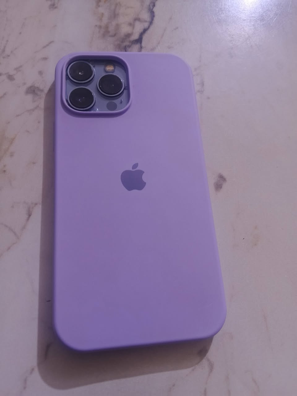 ايفون 13 برو ماكس ماستر شرق اوسط نموذج M الذاكرة 256 كيكا الشاشه بلادية فقط مبدل بطارية مضبوطة نسبة 100 با لميه والجهاز مفطر ضهره ومن اثرها وكف الفيس ايدي جهاز كله على الفحص شحن اتصال كامرات نت تفحص يمي يم البيت ست ساعات يوم كامل تمل من الفحص يله تاخذه يله  بطارية قوية فقط الي ذكرتهم السعر 390 الف 
-  المكان بغداد 
للتواصل خاص او على رقم *********** او على الواتساب نفس الرقم
