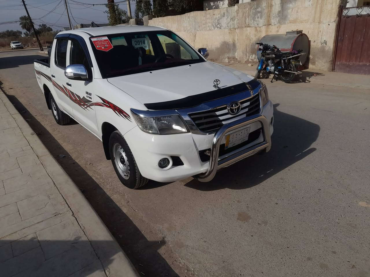 سلام عليكم بيكم تيوته مديل 2014 رقم ديالى ألماني شرط التحويل سنويه نافذه شاصي 12 كير اوتوماتيك مكينه لا صرف ولا بخار السياره بيها قطعتين بدون داخل بيع او مراوس سعر السياره 190 ورقه العنوان ديالى رقم كنعان رقم الهاتف ***********
