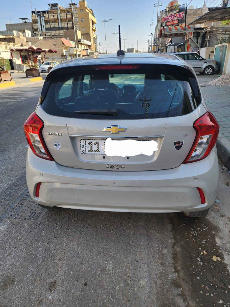السلام عليكم للبيع سبارك ٢٠٢٠ رقم بغداد حره بأسمي السياره بدون ارباك ماشيه ٥٥ الف فول مواصفات بصمه جلد تدفئه بالكشنات شاشه كامره تحكمات ستيرن سنتر لك السعر ٨٥ وبيها مجال للإستفسار ***********/ *********** الأثير بي واتساب مكان السياره كربلاء حي الاسره
