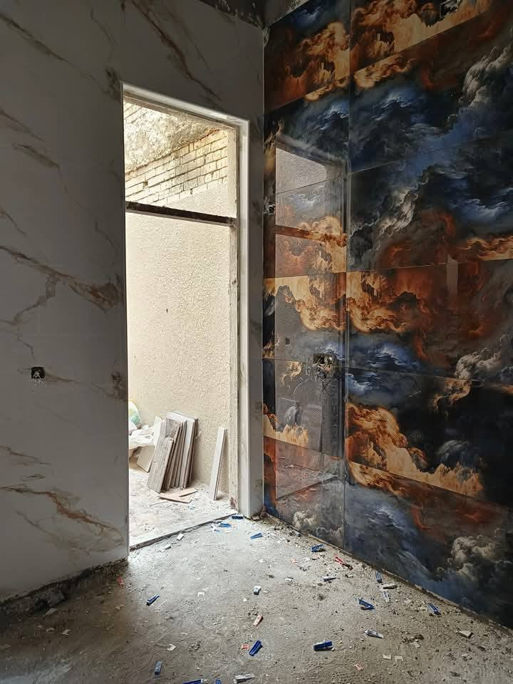 عملنا السيراميك جدران ولارضيه والبايات والواجهيات شغل درجه اولى وأسعار مناسبه مكاني سماوه ***********
