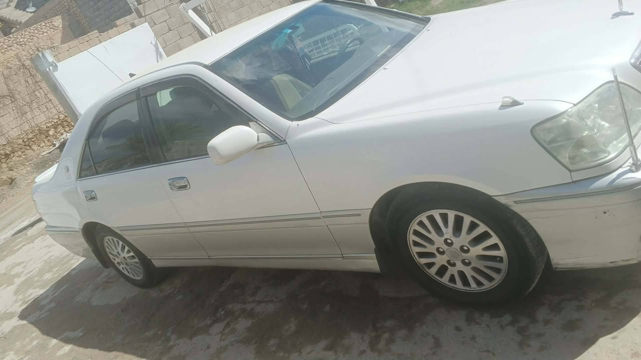 ملكه للبيع 3 دكم كشنات كهرباء كير محرك شرط تبريد تدفئه شغال كلشي شغال بيها جديده سياره كصتها جنطه سياره ادوات حديده 35 ورقه وبيه مجال ***********
