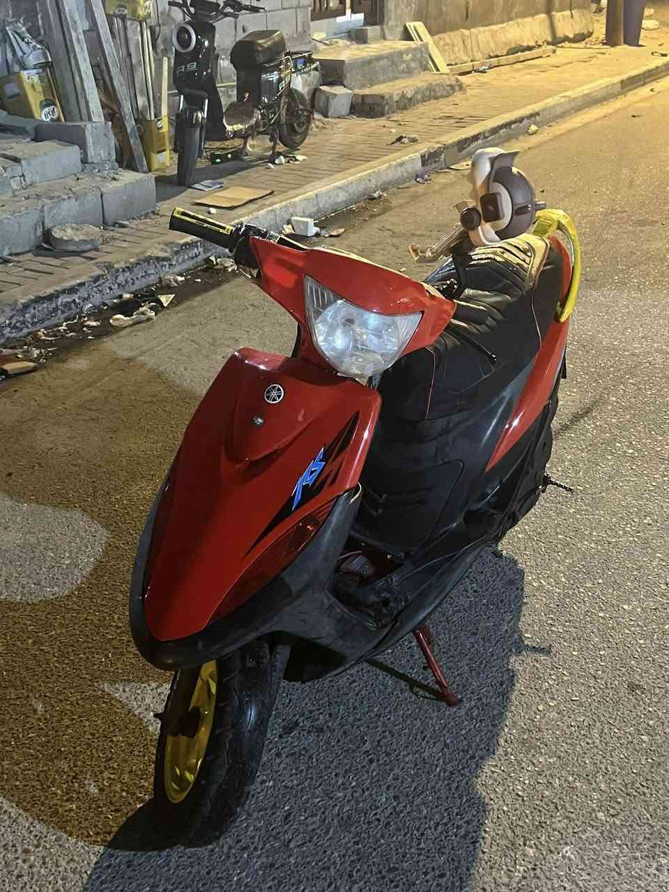 ماكس عدله البيع امبدل فقط سنجيل  عليه كلاجات رياضي امامي خلفي شرط ١٢٠ ثواني شلعه استمرايه سعر ٦٠٠ بي مجال كفرات بلادي موجوده 
***********
