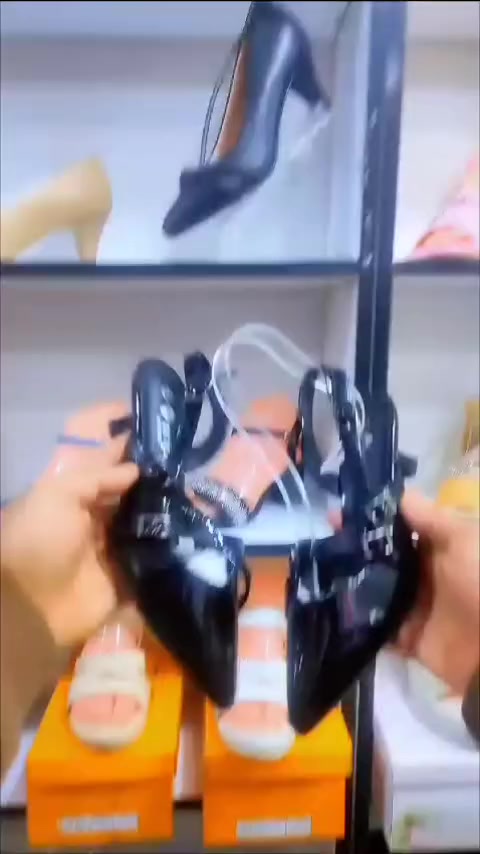 #جددينا_وحصرينا💃😍
كـــعب عــلو  3  سم 👠

قياس 37____ 41

للطلب راسلو وتساب /*********** 📞 

العنوان/ذي قار/الــــرفاعي 🥰
يوجد تــوصــيل 👍
