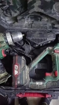 بسعر مناسب • إلكترونيات