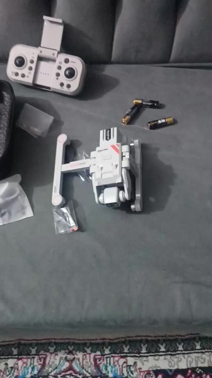 درون drone RG700 pro max جديد كبس شركه شرط مفحوص وضمان يجيك فديوه خاص ب اسمك 
السعر 50 الف الحجز وتساب ***********
