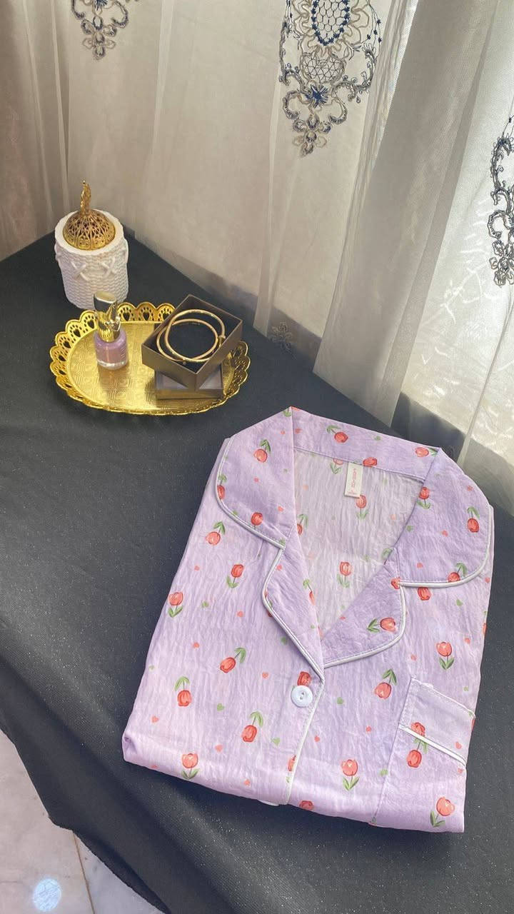 متوفر تراك الترند الكوري
ليلة العيد ماتحله بدونه🥹💜
قماش كريشه ناعم، باردة قطنيه
ڪل نقشه وقياسها 
القياسات/M, L, XL, XXL 
والسعر صدمه 😱
ادخلو على الصفحه وشوفو التفاصيل  👇🏻
افاطم فاشن Afatim Fashion 
للحجز مراسلة خاص وتوصيل لكافه محافضات العراق 
ديوانيه3
محافضات 5


**إذا كنت صاحب هذا الإعلان وتريد حذفه لأي سبب، رجاءا أرسل رسالة إلى الدعم الفني**