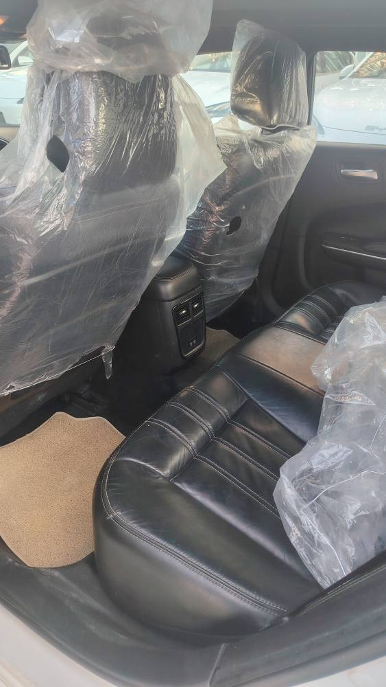 اوباما S 2018 كندي كفاله عامه فول مواصفات رقم اربيل بيه شوي PDR كما موضح بالسونار وصار عندي دحجه بسيطه كلش بالباب الي خلف السائق السعر280ووقه *********** البصرة, العراق
