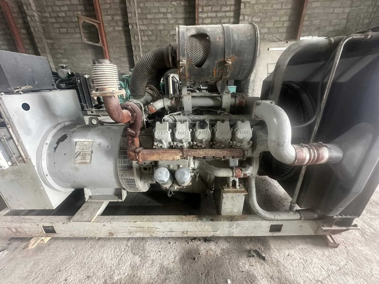 دايو 10
500kva 
مكينه اوربي نضيفه مابي بخار 
تفحصه وتحمله وتشيله 
العنوان اربيل صناعة الجنوبية 
***********
