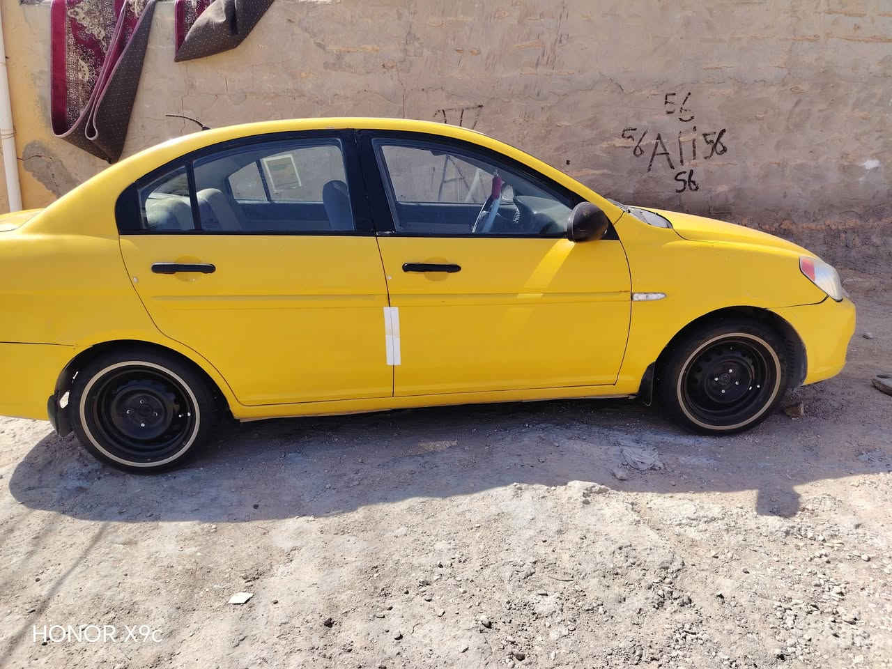 سلام عليكم سياره اكسنت  خليجيه  موديل 2007 مكينه  وكير وحدايه وتخم تاير وتبريد شغال عوزه بس غاز سعر 67 وبيه مجال  ***********
