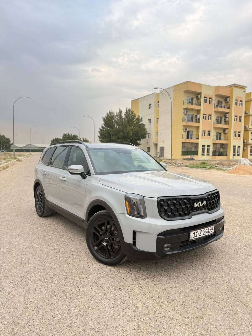 ‎كيا تيلورايد برستيج / اكس لاين (2024)🤍🔥
الفئة: PRESTIGE X-LINE
🚘 وارد امريكي
 فول مواصفات 1/1 (أعلى فئة)
الحادث كمان موضح بالصور بدون ارباك
🏁عداد المسافه 31 الف قابل للزياده
✨ فتحتين سقف 
🪞 مرايا شفط🔁 مرايا إشارات
🔥❄️ كشنات أمامية تدفئة وتبريد
🔥❄️ كشنات خلفية تدفئة وتبريد
👑 كشنات منفصلة VIP
🚀 تشغيل عن بعد
📡 رادار أمامي
📡 رادار جانبي
💡 لايتات LED زنون
🌤️ لايتات نهارية LED
📟 حساسات أمامية وخلفية
🎛️ هزاز ستيرن
🖥️ داتا شو أمامي (HUD)
💆‍♂️ مساج كشن السايق
🌈 إضاءة داخلية ليزرية
🎥 كاميرات 360 درجة
👁️‍🗨️ نظام النقطة العمياء
🛣️ تحذير مغادرة المسار
🧠 مثبت سرعة متكيف
🛑 مانع تصادم
🧳 باب خلفي كهرباء
💺 ميموري كشنات
🔊 نظام صوتي فاخر
       
السعر310 بها مجال ل شراي💸
***********
***********
