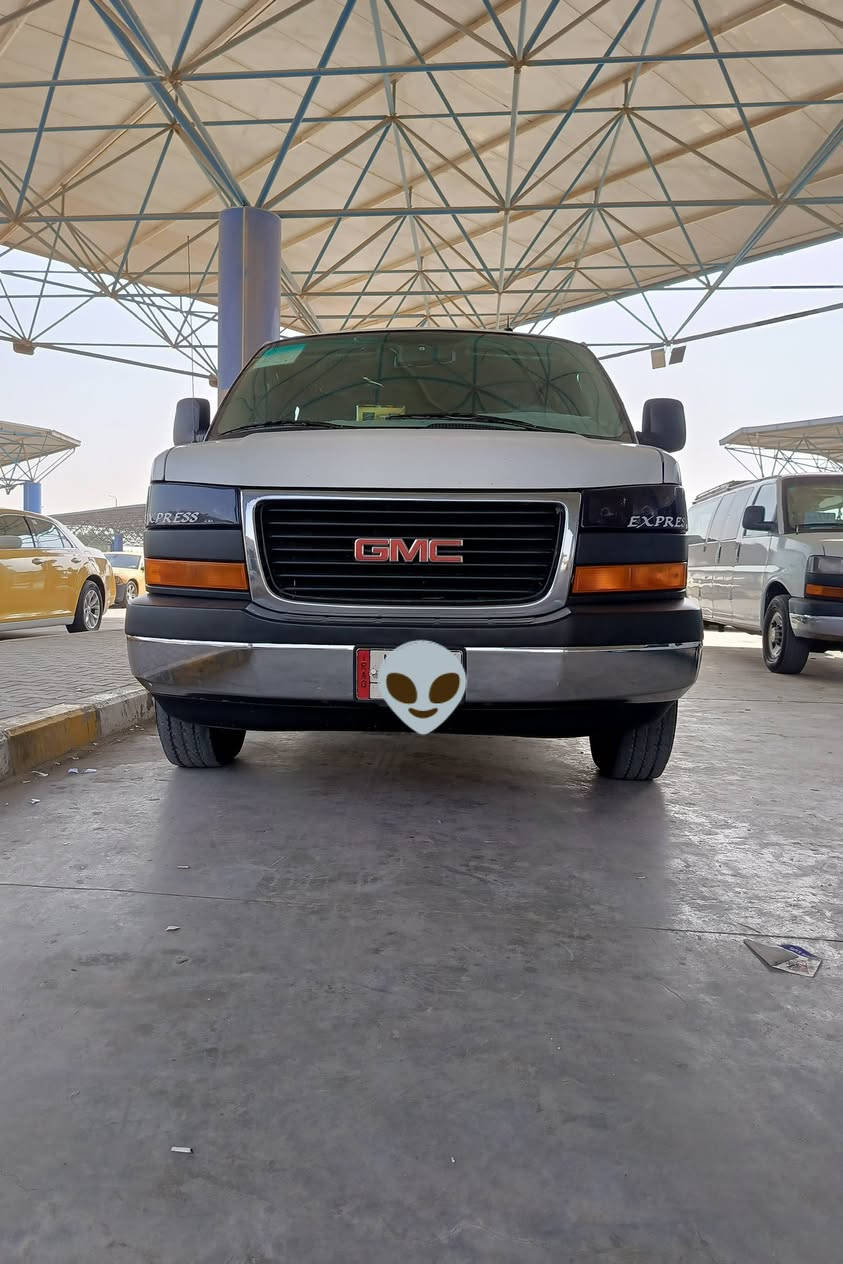 السلام عليكم 
للبيع..
سفانا 2011
عنوان بصره للاستفسار 
***********
***********
