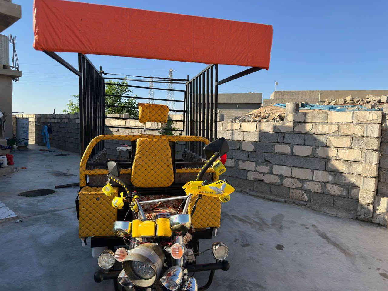 موديل 2021 شرط اوراق 
تايرات اخو الجديده وي السبير 
بيها الجنج تفصال جديد باتري جديد كير بوكس اصلي  تايرات كدامك جديده او مسويلها سبير سماعه كامله اصليه ام الجهاز محرك كير شرط ركبه شاصي شرط نكره سلف بيها دبل باتري الشراي يتصل ع الرقم 

‭0773 176 1645‬
مكلف بلنشر ما متواجد ع الفيس كركوك, العراق
