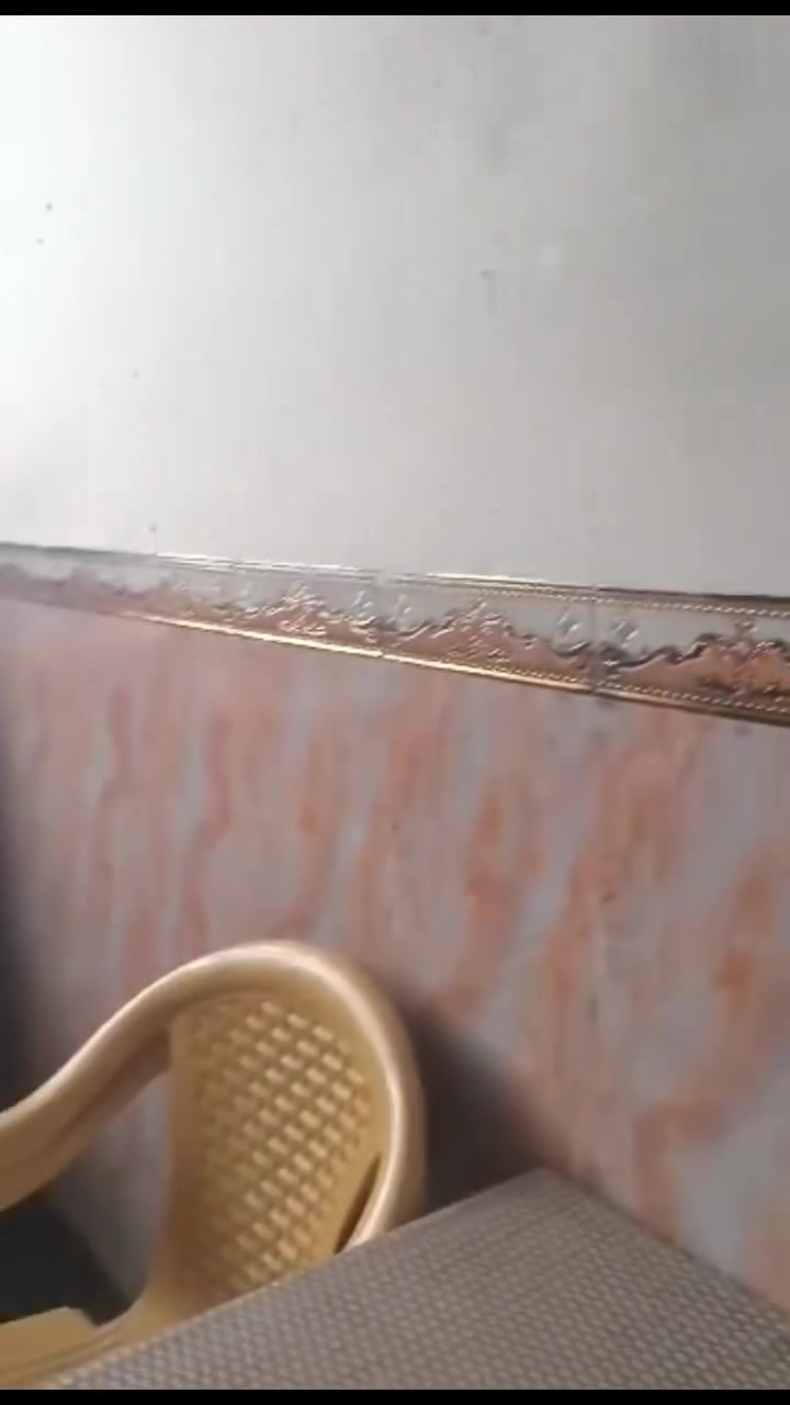 بيت بحي عداي ب70بي مجال بسيط ع شارع كله خدمات ومرتب والبيت كباله حديقه طابو صرف مساحته فوك ميتين جاد يتصل ع رقم هاذا  ***********

