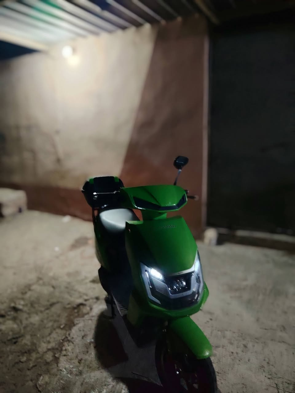 شحن للبيع
ماطور شحن سكنس تفاحي🍏

خمس بطاريات (نص عمر)

ملف وعقل شرط

السعر 350 وبي مجال

للاستفسار *********** مكاني حي الزهور

