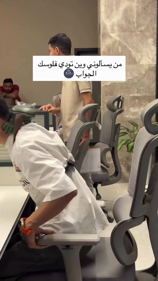 جهاز تدليك الرقبة باليدين   جهاز تدليك عملي للكتفين والرقبة مصمم لتجربة تدليك مريحة وسهلة الاستخدام في أي وقت. تدليك بالعجن باستخدام كفّي اليدين للكتف والرقبة ومزوّد بخاصية الضغط الحراري (Hot Compress) والتصميم خفيف الوزن وسهل الحمل والتشغيل بسيط بزر واحد مع مؤشّر إضاءة ومناسب للاستخدام المنزلي اليومي.


**إذا كنت صاحب هذا الإعلان وتريد حذفه لأي سبب، رجاءا أرسل رسالة إلى الدعم الفني**