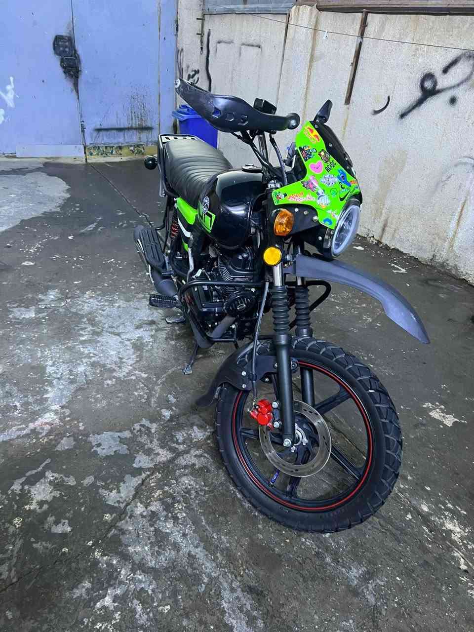 دايوان جبلي مكينه 200cc
رقم اربيل بايسمي تحويل اي وقت يعجبك 
دراجه خير من الله زيرو 
رايده ب 2500 و بيه مجال
رقمي ***********
مكاني السيديه
