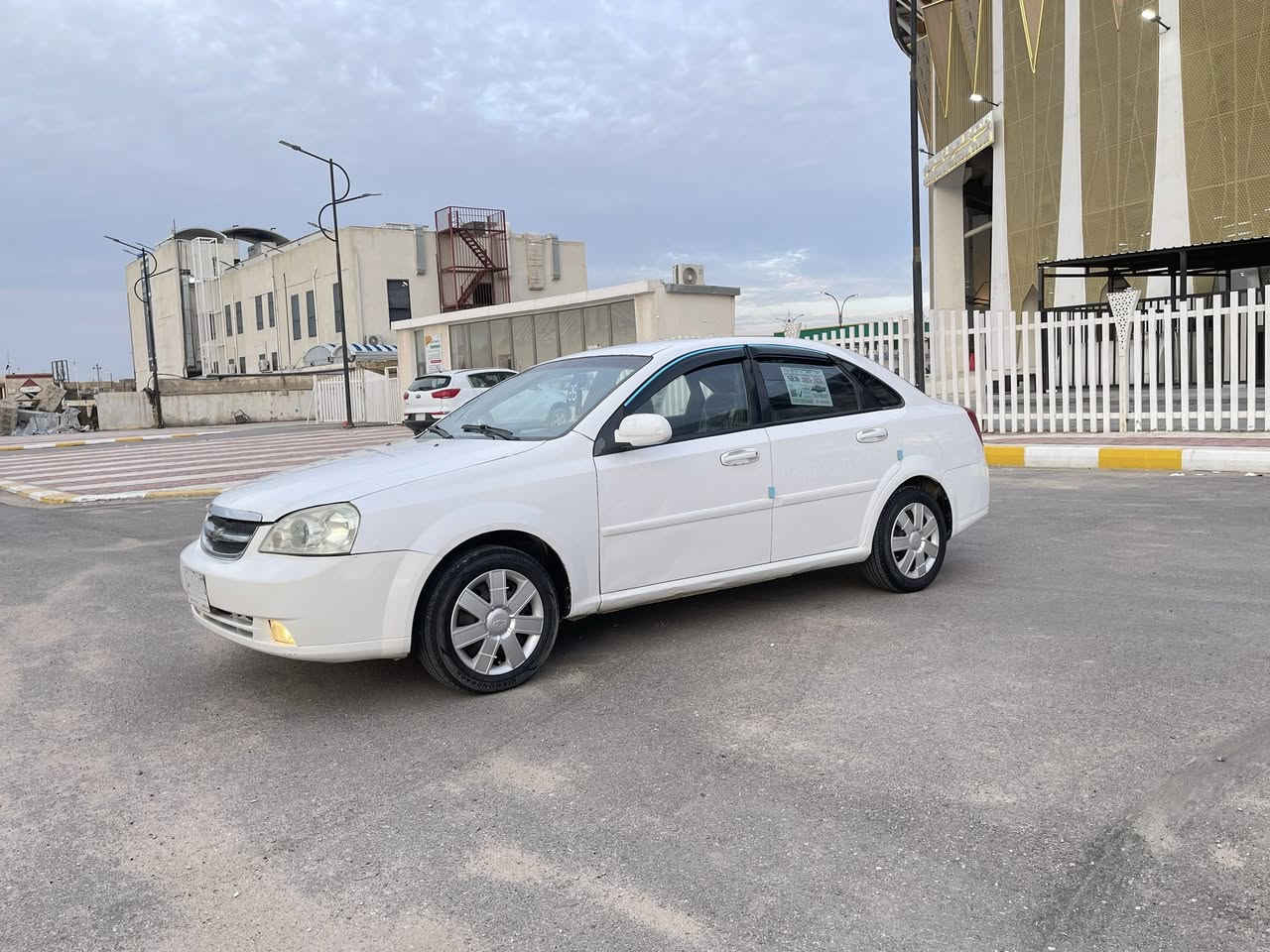 السلام عليكم
أوبترا ٢٠١١ مشروع وطني 

جاهزه مكينه وكير عشرط مكينه جديده صار شهر 

حدايده وكهربائيات عام شغاله 

بيه جاملغ مبدل ومكانات صبغ قليل 

نضيفه سياره وجاهزه 

سعر ٦٦

*********** 

بناصريه اسكان الصناعي
