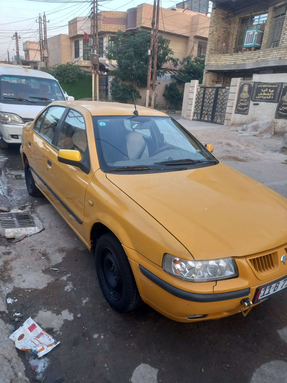 سلام عليكم سمند مديل 12بسمي تحويل ثاني يوم رقم انكليزي مصفره هيئه وغرامات كير ومكينه  خير من الله السعر 38وبيهه مجال العنوات رئاسه العبيدي رقمي***********
