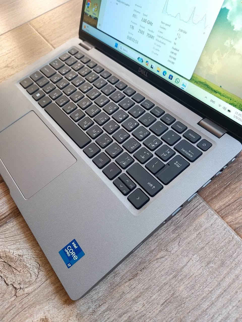 لابتوب سلم خفيف حديث معالج قوي وجيل عالي DELL 5421 Ci7 جيل حادي عشر نظافة عاليه جدا شاشة لمس
. 
 السعر 435 الف  مع التوصيل المجاني والحقيبة والشاحن الأصلي 

. 
 النظافة شرط اخو الجديد وعل الفحص وين تريد
مناسب للدراسة والبرامج المكتبية والطباعة والتصفح والامن السيبراني وغيرها من البرامج 
……………………

 المعالج Core i7-11th جيل 11
شاشة لمس 
 نوع المعالج H 
 ذاكرة الوصول العشوائي (الرام) 8GB 
 التخزين( الهارد) SSD 256GB 
 مقاس شاشة 14 انج دقة عالية 
 منفذ HDMI & TYPE C 
شاحنة Type c 
 كيبورد  عربي انكليزي
الرام والهارد قابل للتطوير 
…………………………………
***********
لابتوب سلم خفيف حديث معالج قوي وجيل عالي DELL 5421 Ci7 جيل حادي عشر نظافة عاليه جدا شاشة لمس
