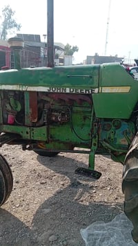 تركتر جوندير للبيع السعر ٤ مليون للاتصال 07726311994