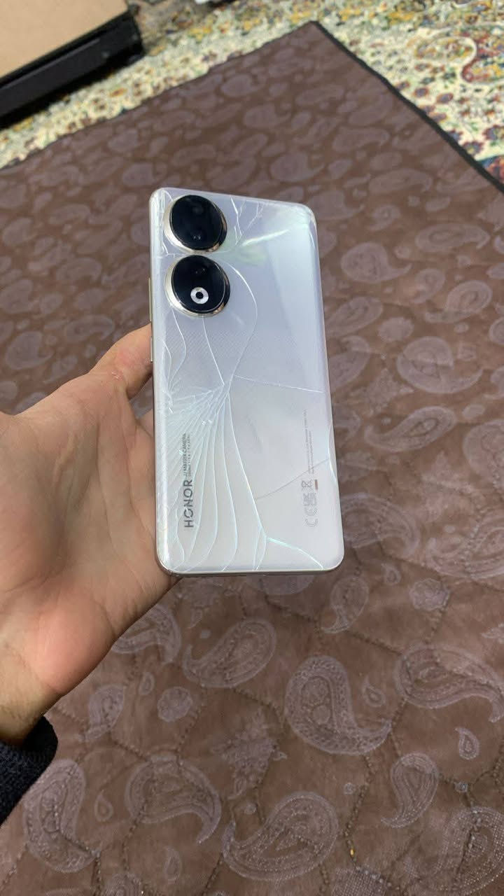 السلام عليكم الجهاز هونر 90 للبيع عارضه مراوس جهاز فول نظافه ذاكره 512 الجهاز ضمان جهازي الشخصي السعر 240 العنوان مكاني بغداد الرقم*********** العارضه بالمراوس مراوس
