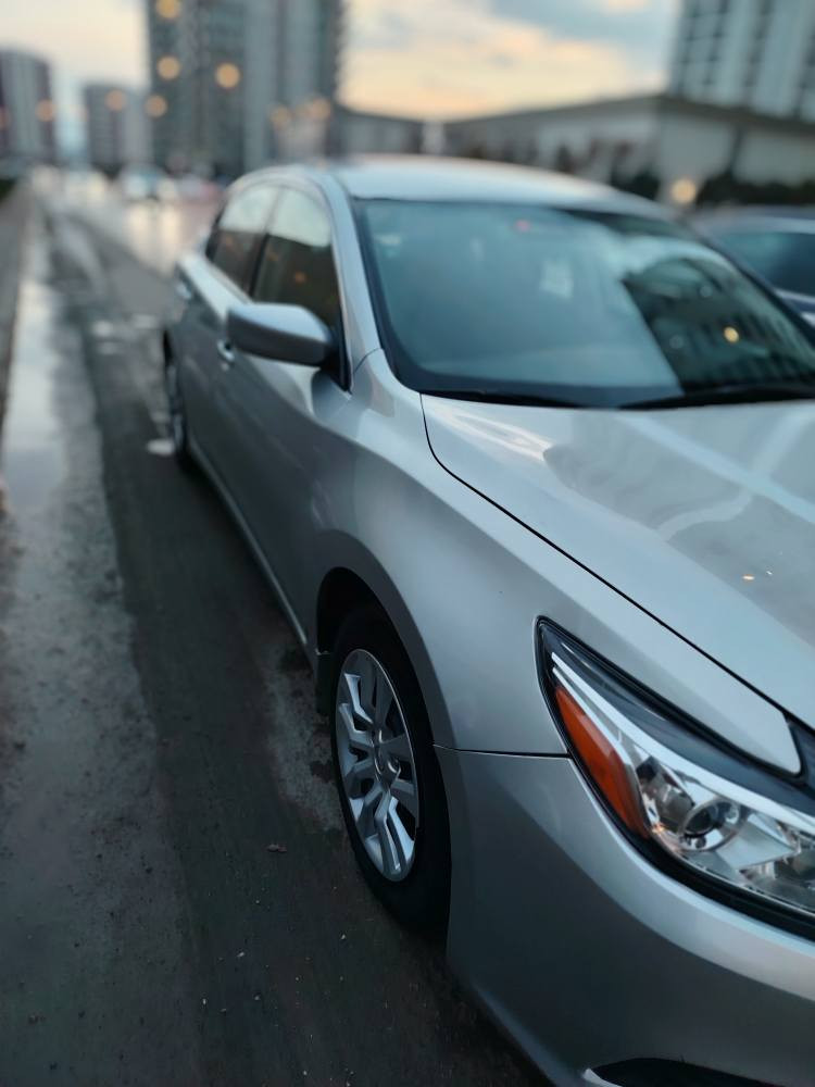 نیسان ئاڵتیما مۆدێل 2017 رەنگی سلفەر 
مواسەفات s شەغاڵ و بەسمە وشاشە وکامێرا تەحدید سورعە  بێ بۆیاغ  گێڕ و مەکینە نەکراوەتەوە  هەمو شتێکی بەشەرت 
سەنەوی و هەزە وژینگە وڕێگاوبانی تاکو 2030 تازەیە بەناوی خۆمە 111ماێڵ ڕۆیشتوە نرخی 119گەڵا و معامەلە 
سلێمانی نزیک پردی کۆبانی 
***********
*********** السليمانية, العراق
