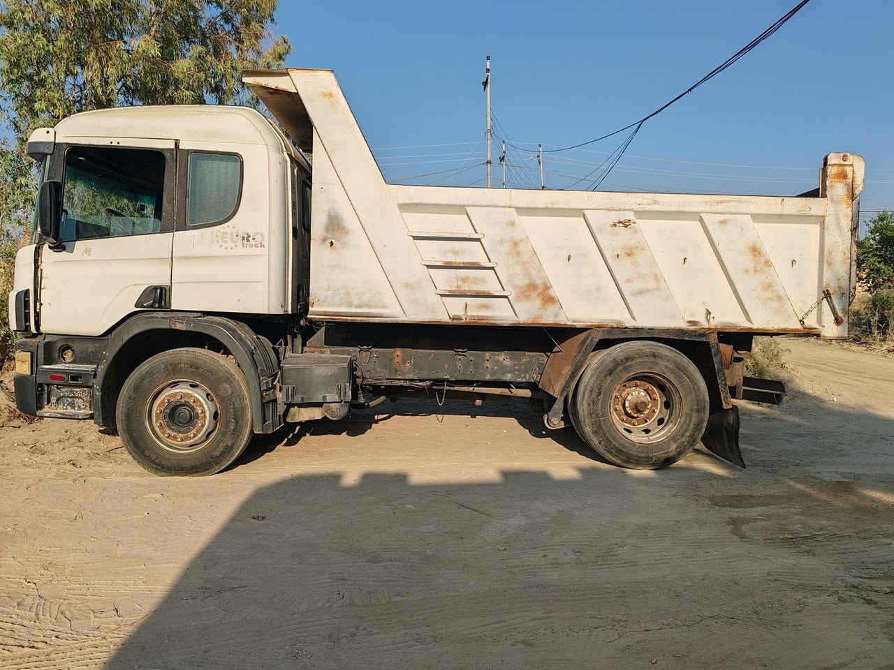 سكانيا موديل 97  رقم نكليزي ذي قار شاصي مكفول سياره جاهزه الاتصال رقم تلفون  ***********
***********
