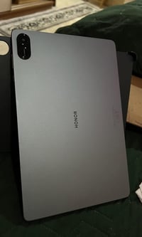 هونر X8a • ذاكرة ١٢٨ • شاشة كبيرة