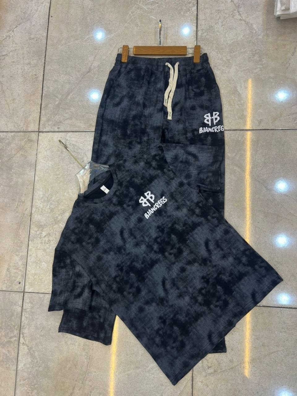 جديد✅ تراك رجالي صيني مغسول طول البجامه 100
قياس M L XL XXL
السيري 4 قطع

القطعه ب14 الا ربع 

الدرزن 12 قطعه ب165 الف


**إذا كنت صاحب هذا الإعلان وتريد حذفه لأي سبب، رجاءا أرسل رسالة إلى الدعم الفني**