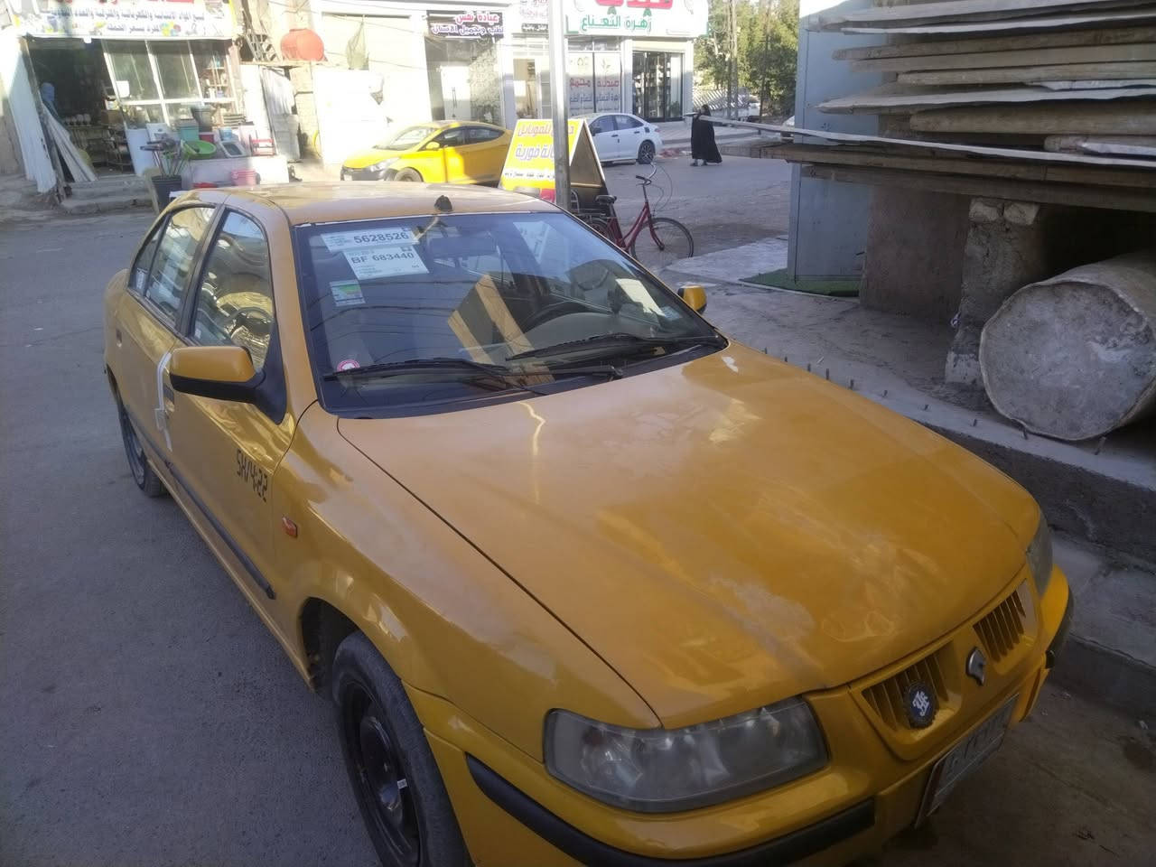 سلام عليكم عندي سمند 2010كير ومكينة مكفول تبريد شغال حدادية جديد امامي وخلفي كلة جديد شاشة 
بسمي مكاني بغداد حي اور ام الكبر والغزلان *********** سعر 33وبيها مجال بسيط
