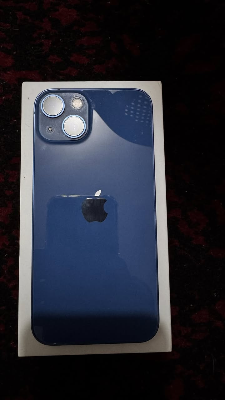 ايفون 13 العادي
بطارية ٧٥ بلادية ذاكرة١٢٨ 
كله نورمال مامفتوح ولا بي اي جلخ 
مع كارتونته وكيبله الاصلي 
٣٩٠ مجال بسيط


**إذا كنت صاحب هذا الإعلان وتريد حذفه لأي سبب، رجاءا أرسل رسالة إلى الدعم الفني**