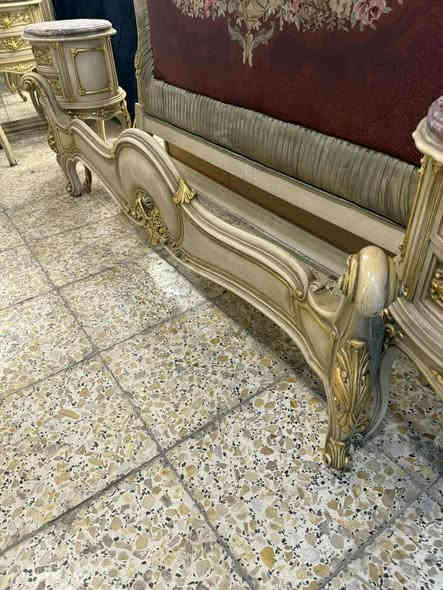 للبيع غرفه مصريه زان مودرن اسطح مرمر 
للحجز خاص
