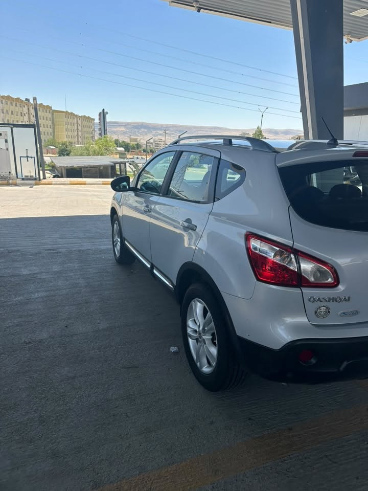 Nissan QashQa 2011
بدون قطرة لا صبغ لا بارد لا تكحيل لاجراد شرط
كير محرك شرط
سنويه وارقام جدد
سعر قفل 98 $
العنوان سليمانيه 
للاستفسار***********
