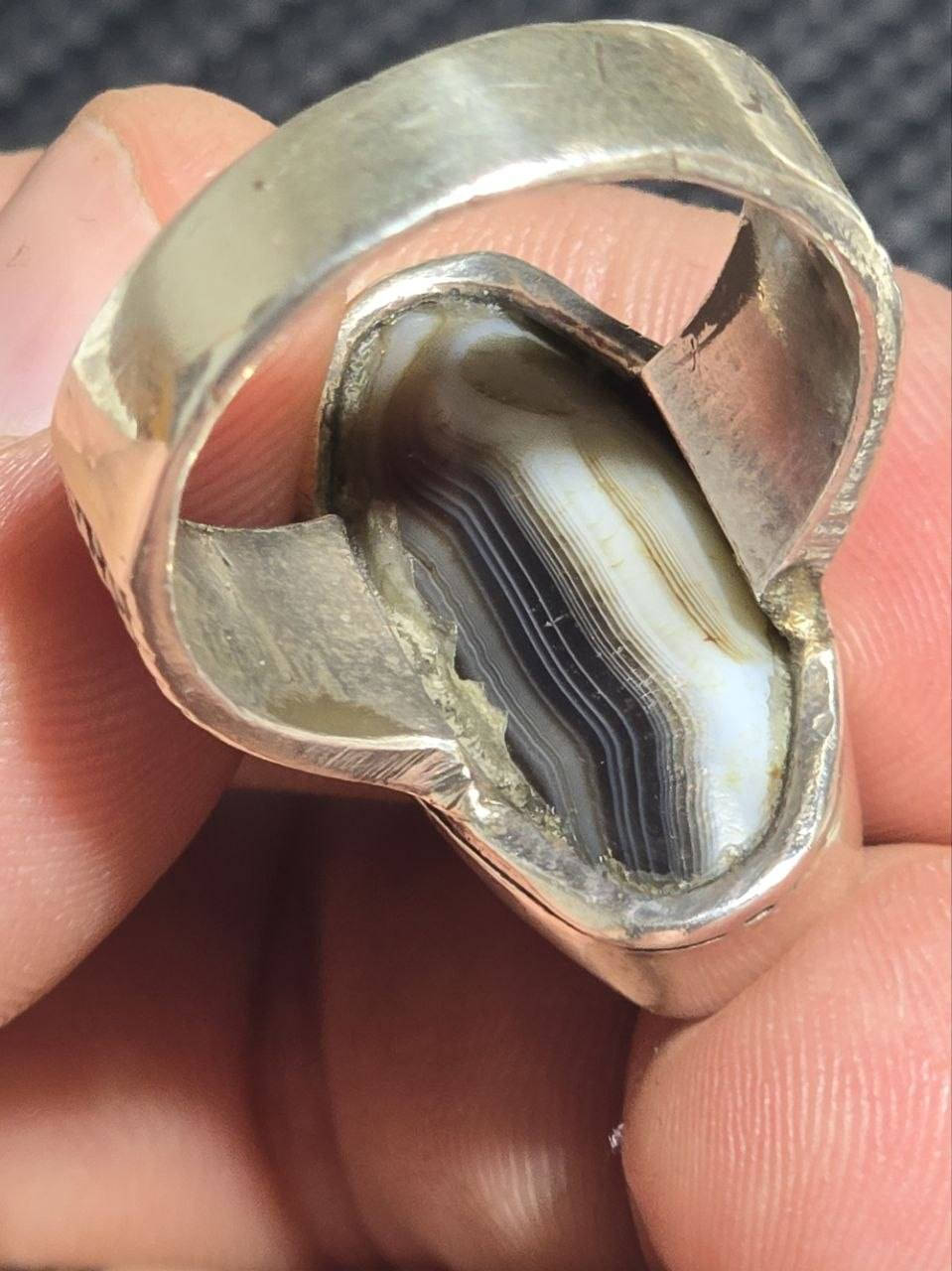 جزع يماني طبيعي اصلي ... 
الضهر مصور اسم . حسن . 
منصة تيكتوك .  awa._95


**إذا كنت صاحب هذا الإعلان وتريد حذفه لأي سبب، رجاءا أرسل رسالة إلى الدعم الفني**