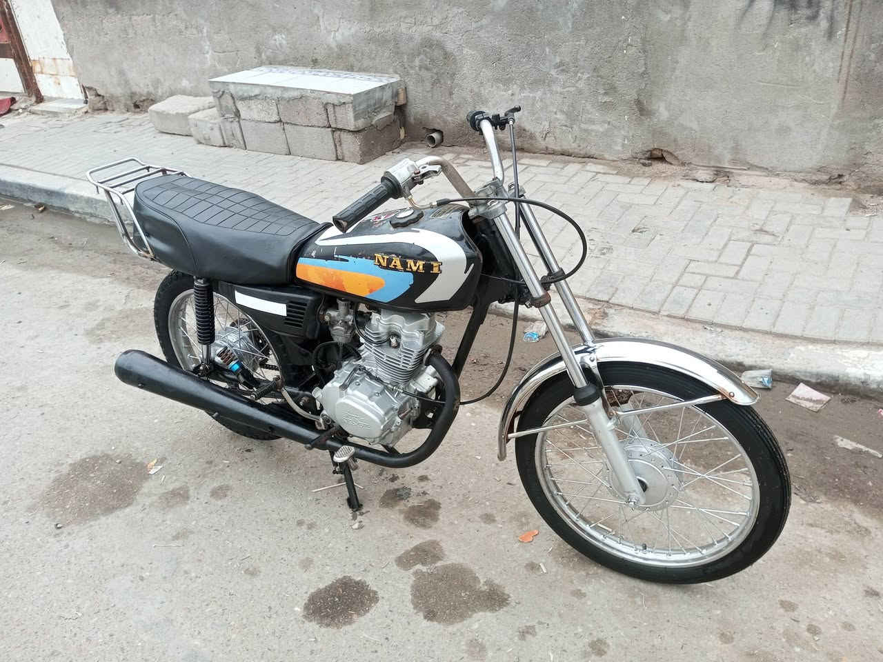 السلام عليكم دراجه ادوات مقفوله سعر 350 عنوان البصره ***********
