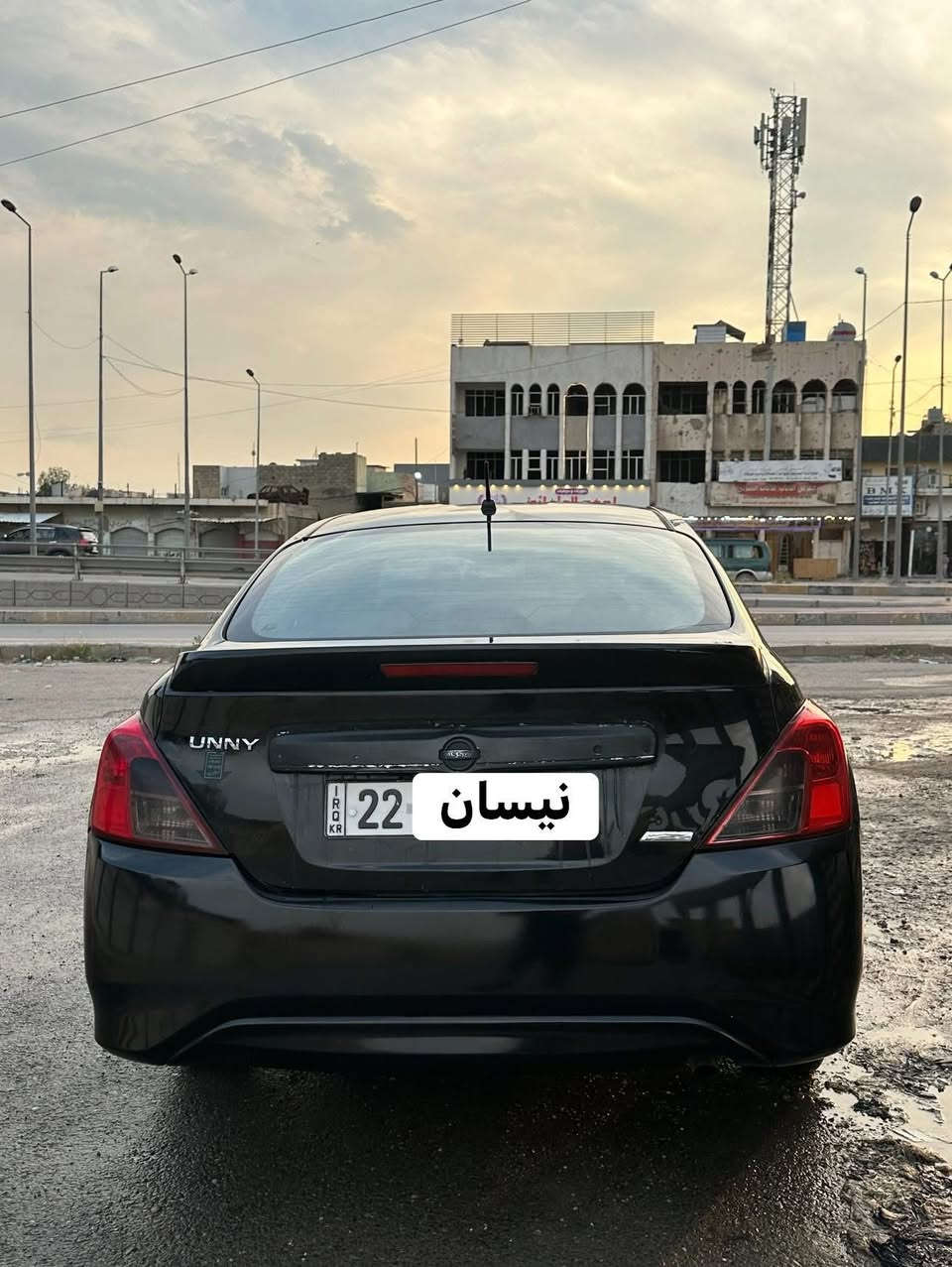 نيسان صني موديل 2016 رقم اربيل  هزه جديدة  تبريد شغال  بيها صبغ 3قطع  سعر 80 وبي مجال بصيط  رقم *********** 
مكان الموصل ) ***********
