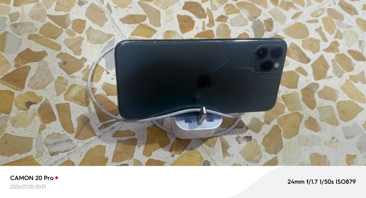 📱 للبيع: آيفون 11 برو ماكس
عندك مراوس اراوس وللبيع

- الذاكرة: 64GB
- البطارية: 100% (مستبدلة أصلي)

مواصفات الجهاز:

- الجهاز شغال بالكامل ✅
- منفذ الشريحة (SIM) شغال طبيعي
- الكاميرات شغالة وتصويرها حلو
- الصوت واضح
- الهزازات شغالة طبيعي
- الشاشة بلادي (غير مستبدلة)
- بيها طبع خفيف وما مأثر على الاستخدام
- بصمة الوجه تحتاج برمجة فقط

💰 السعر: 190وبي مجال حك الجيه

📍 الموقع: الموصل - الأيسر

🚚 ملاحظة: ما عندي توصيل.


**إذا كنت صاحب هذا الإعلان وتريد حذفه لأي سبب، رجاءا أرسل رسالة إلى الدعم الفني**