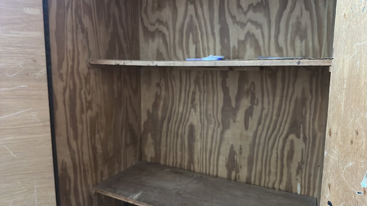 عندي هذني للبيع سعر مناسب جدا مكاني بلور


**إذا كنت صاحب هذا الإعلان وتريد حذفه لأي سبب، رجاءا أرسل رسالة إلى الدعم الفني**