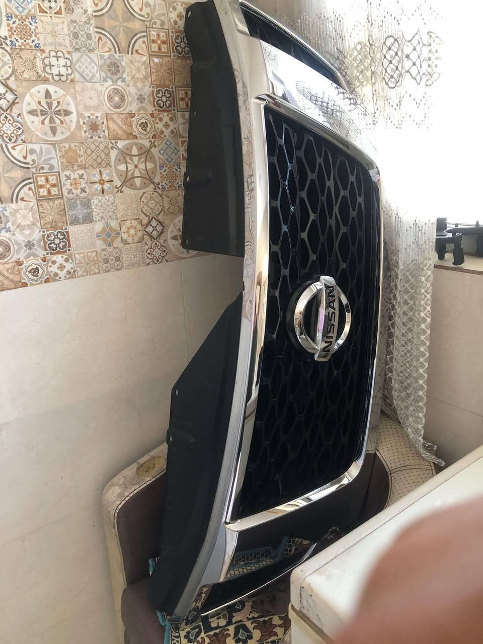 السلام عليكم شباب شباك باترول وارماده وكاله مال كصه جديد لوك بيه فتحه كامره ورادار  سعره 135 الف. الي يحب ياخذه بالعافيه عليه  وهذا رقمي ***********
