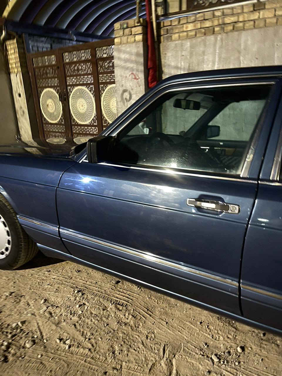 جامبو ٨٩ محرك بلاد قبق اسود بدون ضربة مصبوغة عام جمالية غرفة جلد نيلي نظافة ٩٠٪؜  رقم بغداد مكان بغداد البلديات سعر 85 وبيه مجال ***********
