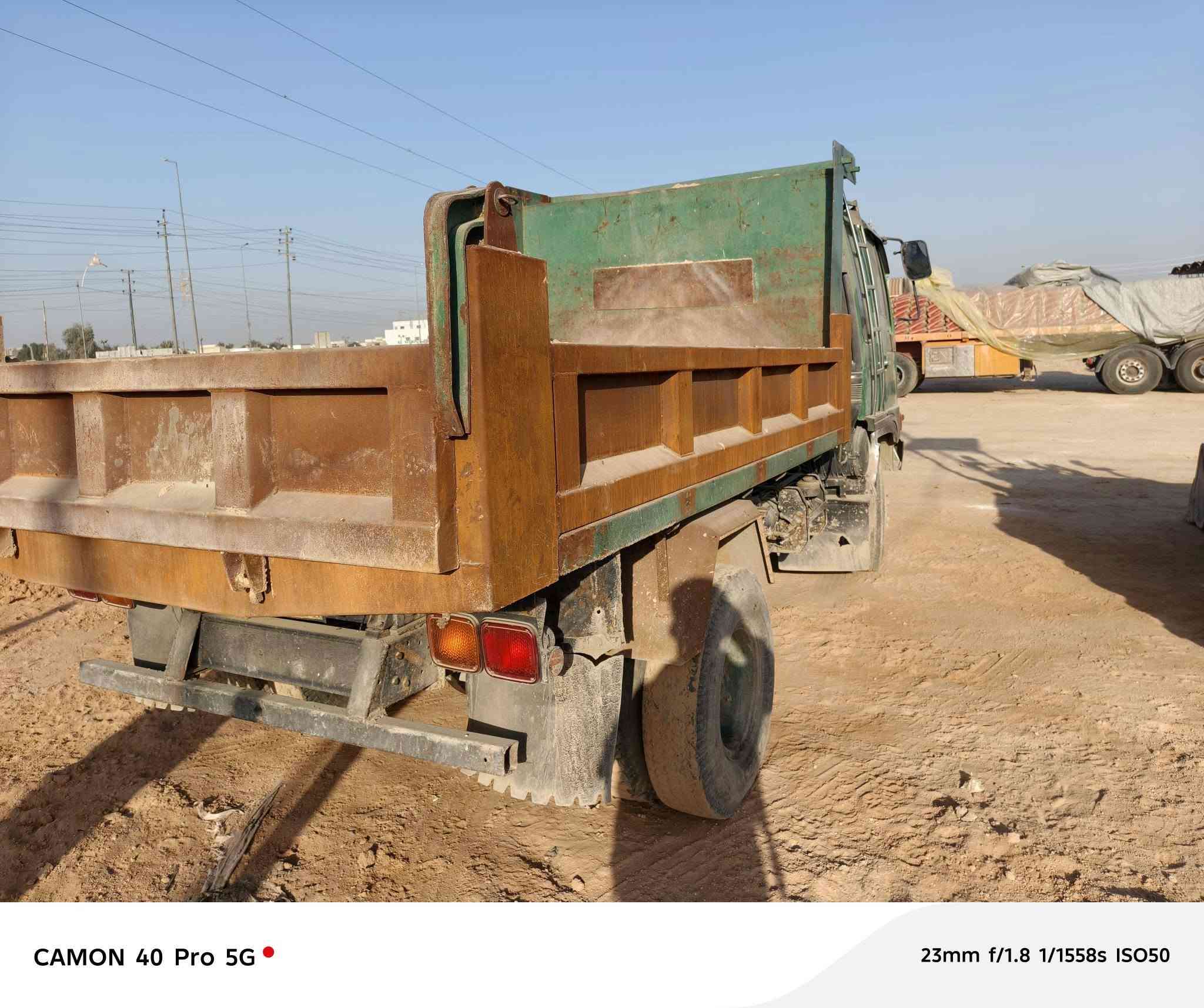 السلام عليكم هينو انكر للبيع مكينه 80 
سبعه كير 7 
حداديه وبدي جديد 
السيارة تتحول رقم انكليزي امسجله اموديله 
للاستفسار اتصال
***********
***********
