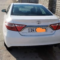 سياره كامري 2015 se أمريكي  بيها ضربة بسيطة بالجاملغ الخلفي قدر شبر مص...