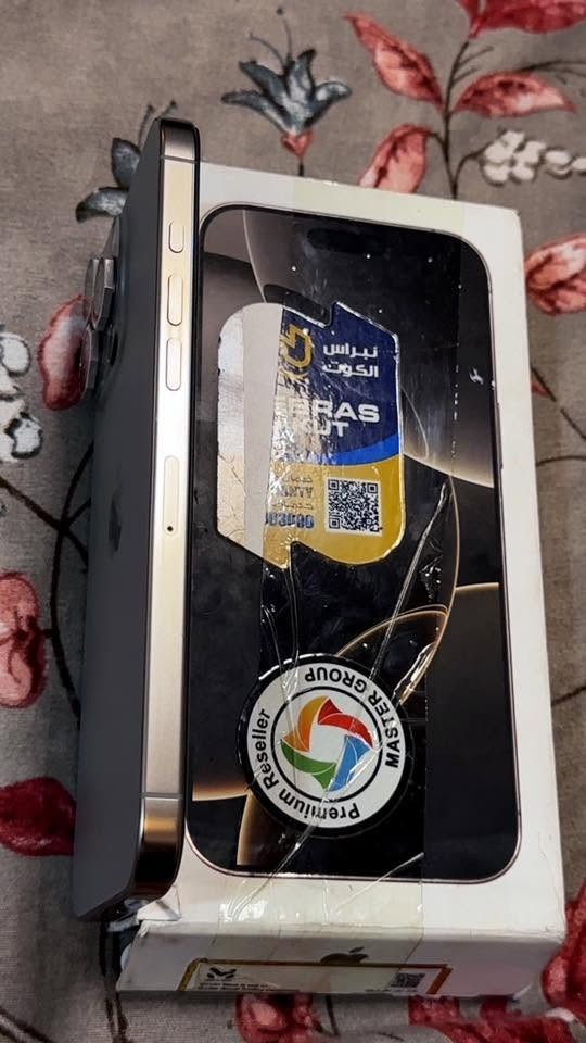 السلام عليكم
بيع ومراوس 

16 برو ماكس 256 ماستر 
بطاريته 100 
نظافته 100 
ملحقاته كامله 
بعده داخل ضمان الشهر 11 
مكاني بغداد 
*********** واتس
