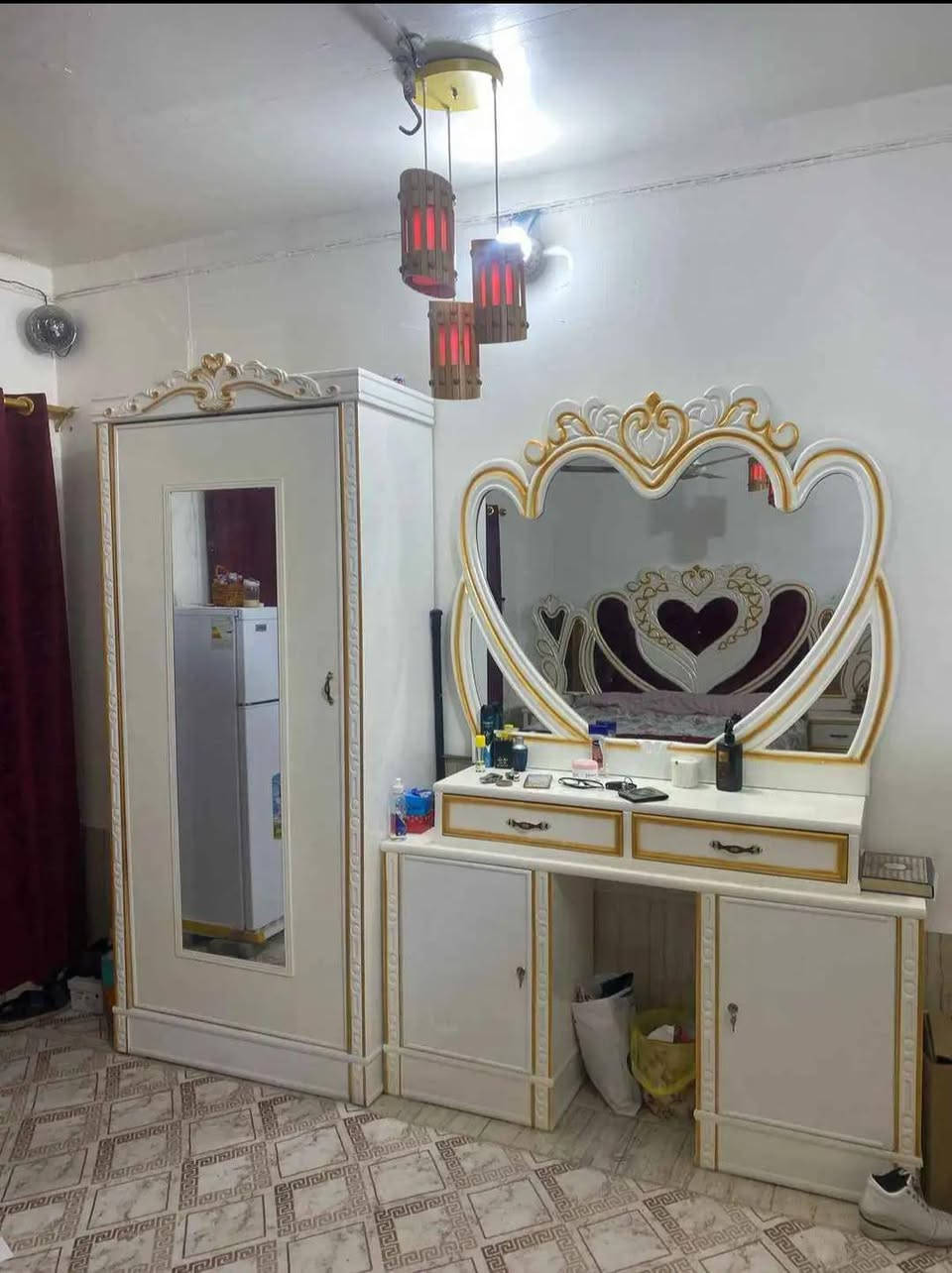 سلام عليكم غرفه للبيع شغل عراقي درجه اولى معاكس 5ملم
نضافه 100٪؜ استخدام شهرين  عنوان شارع الطاقه جزيره السعر والاستفسار الاتصال على الرقم ***********/*********** متوفر واتساب
